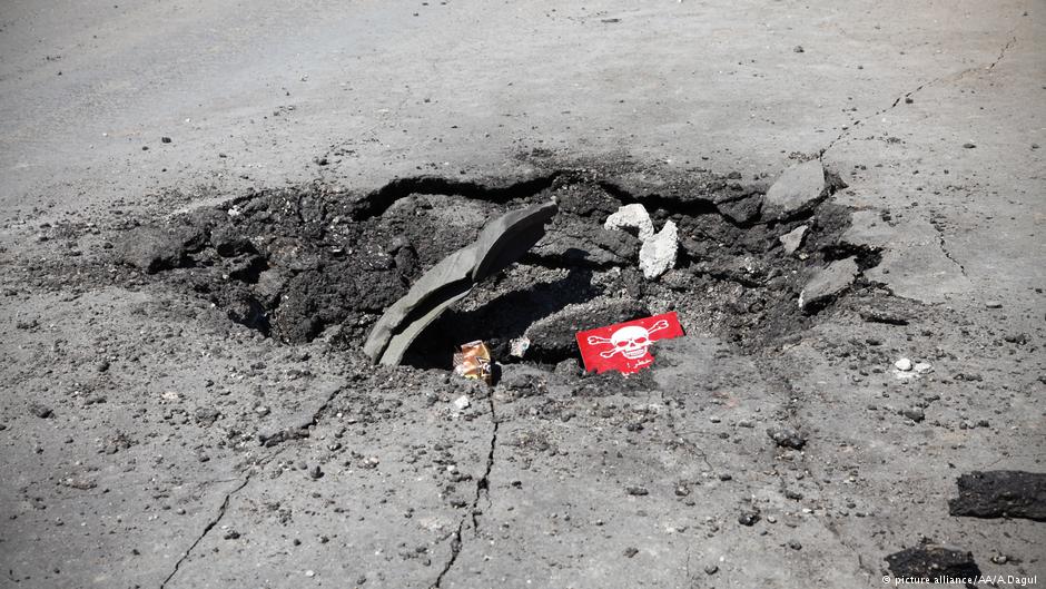 Traces of the poison gas attack carried out last week by the Syrian regime near Idlib (photo: picture-alliance/A.A./A. Dagul